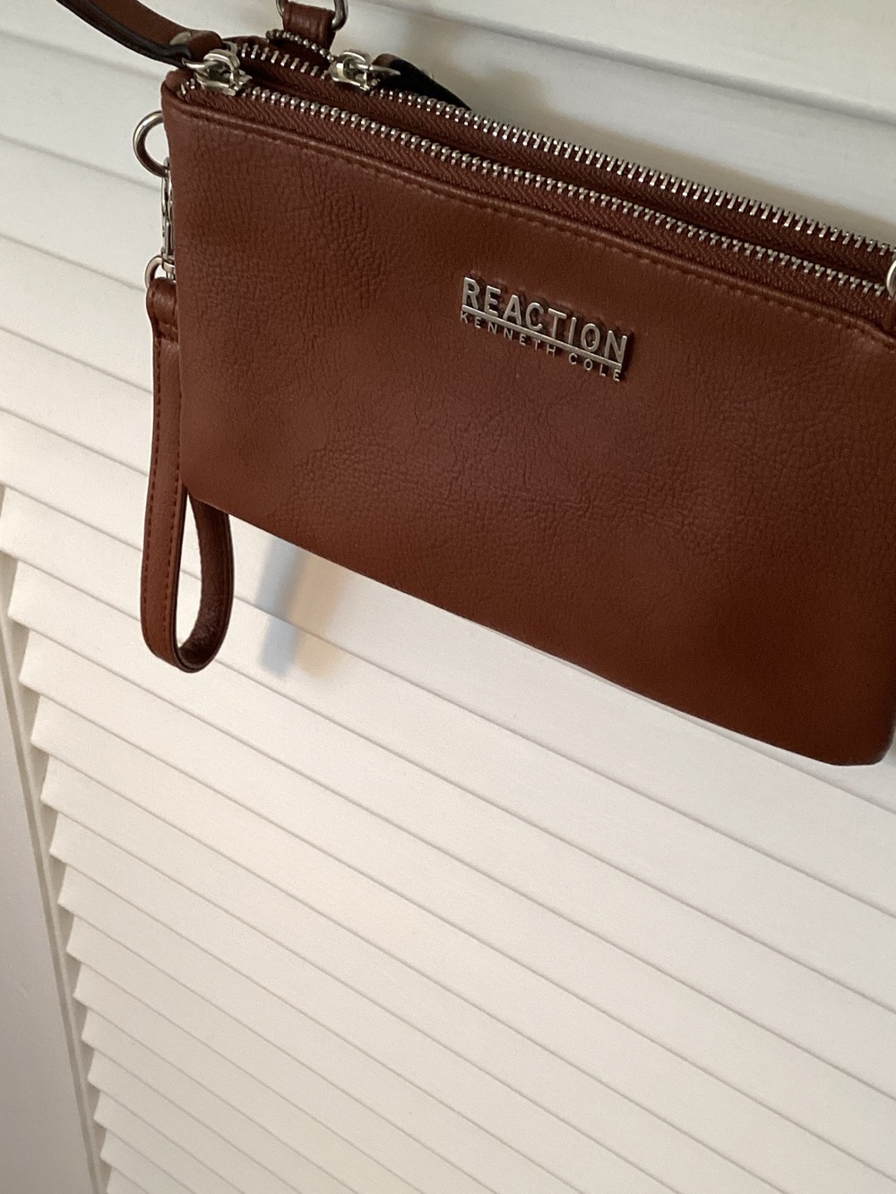 Reaction Kenneth Cole Brown Pebble Wristlet Clutch